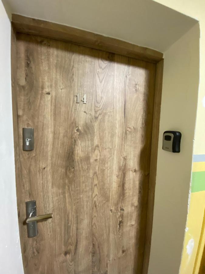 Tabago Studio 13 Kedzierzyn-Kozle Bagian luar foto